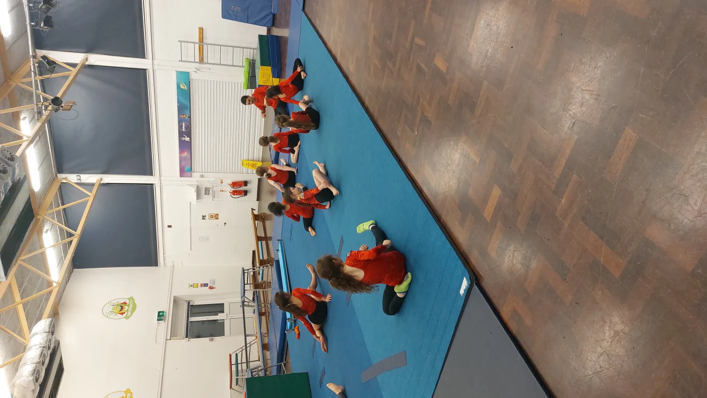 Stretching hadleywood(1)